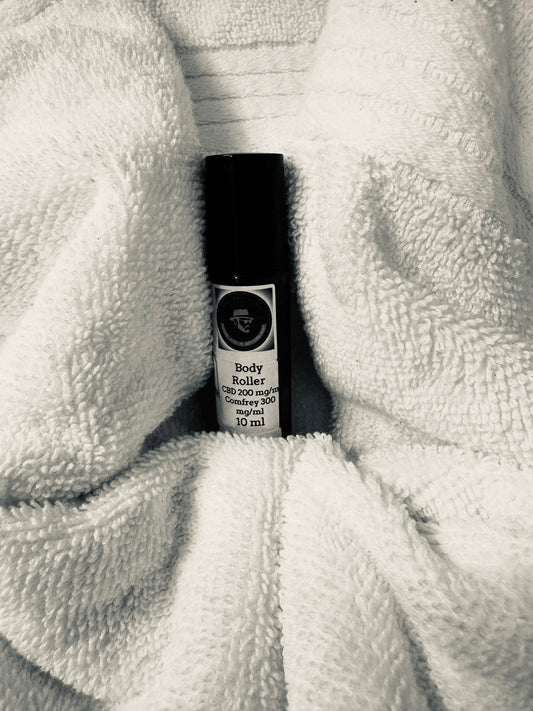 Wellness Rollers - 200 mg/ml CBD/ 300 mg/ml Comfrey